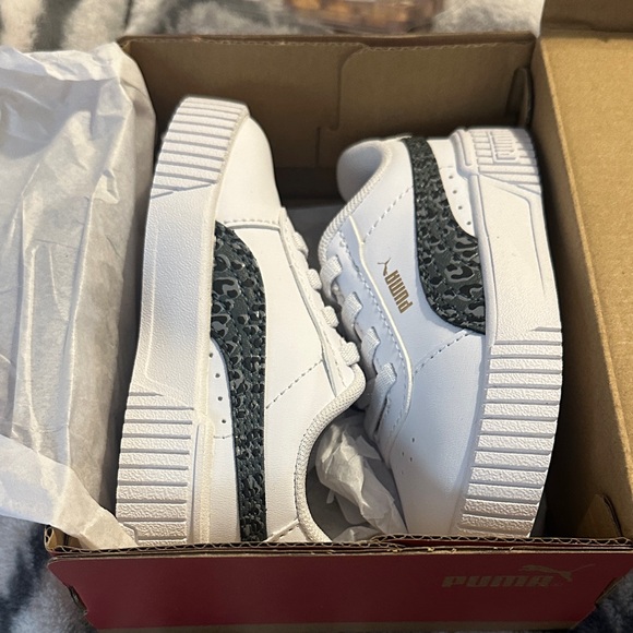 Puma Other - Puma Kids White Sneakers with Black Pattern